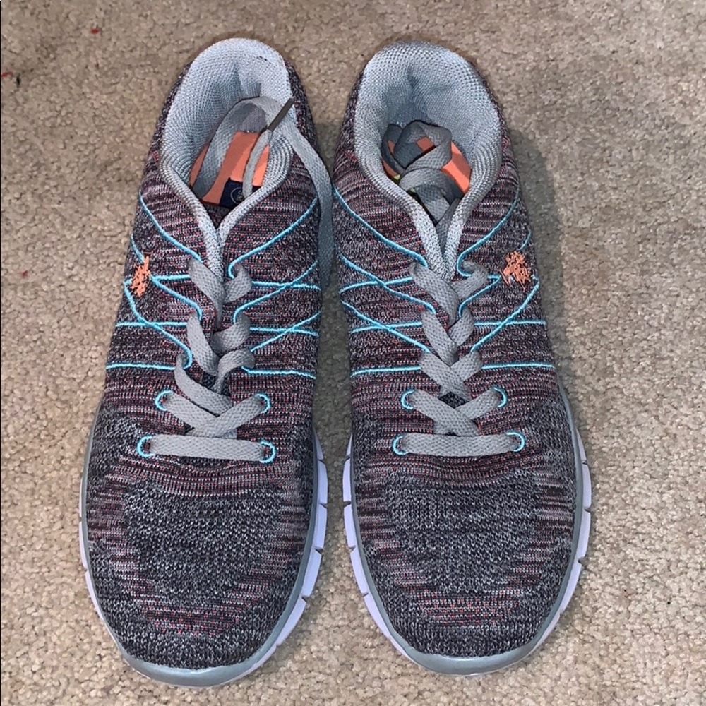 Polo tennis shoes